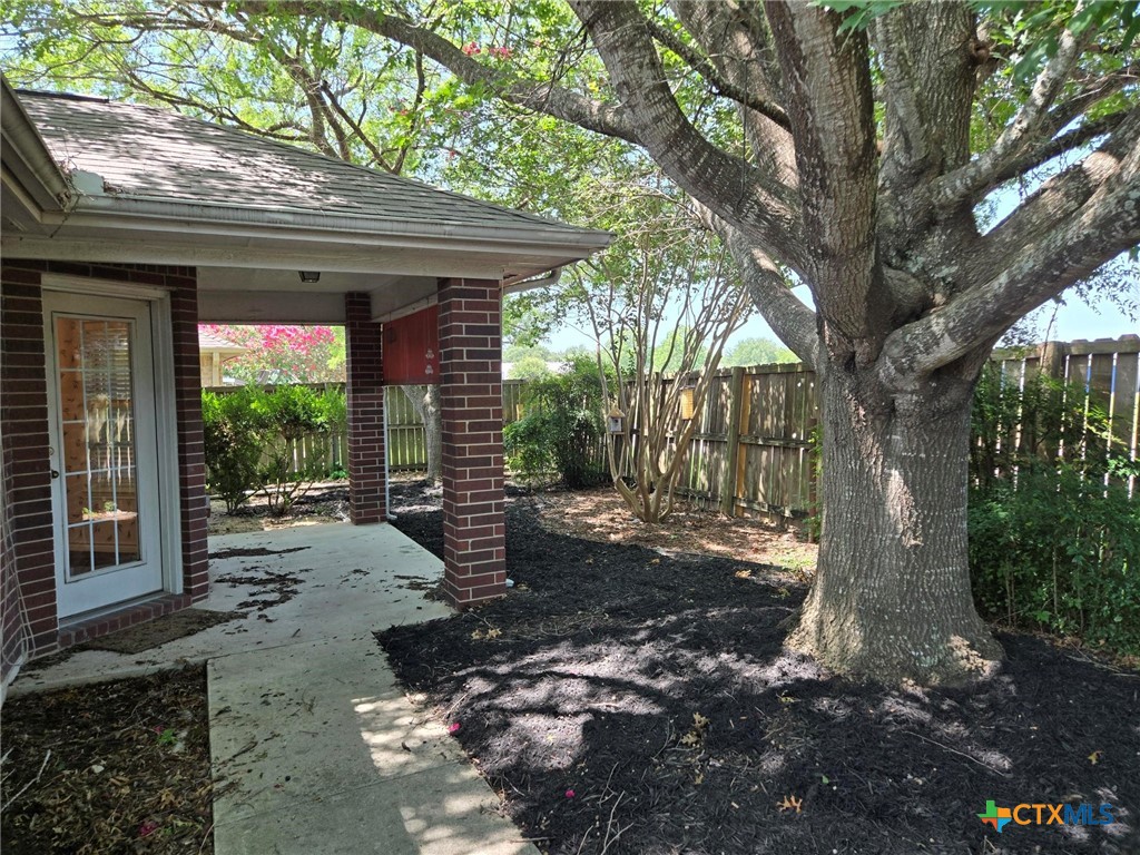 120 Gardenridge Drive Property Photo 18