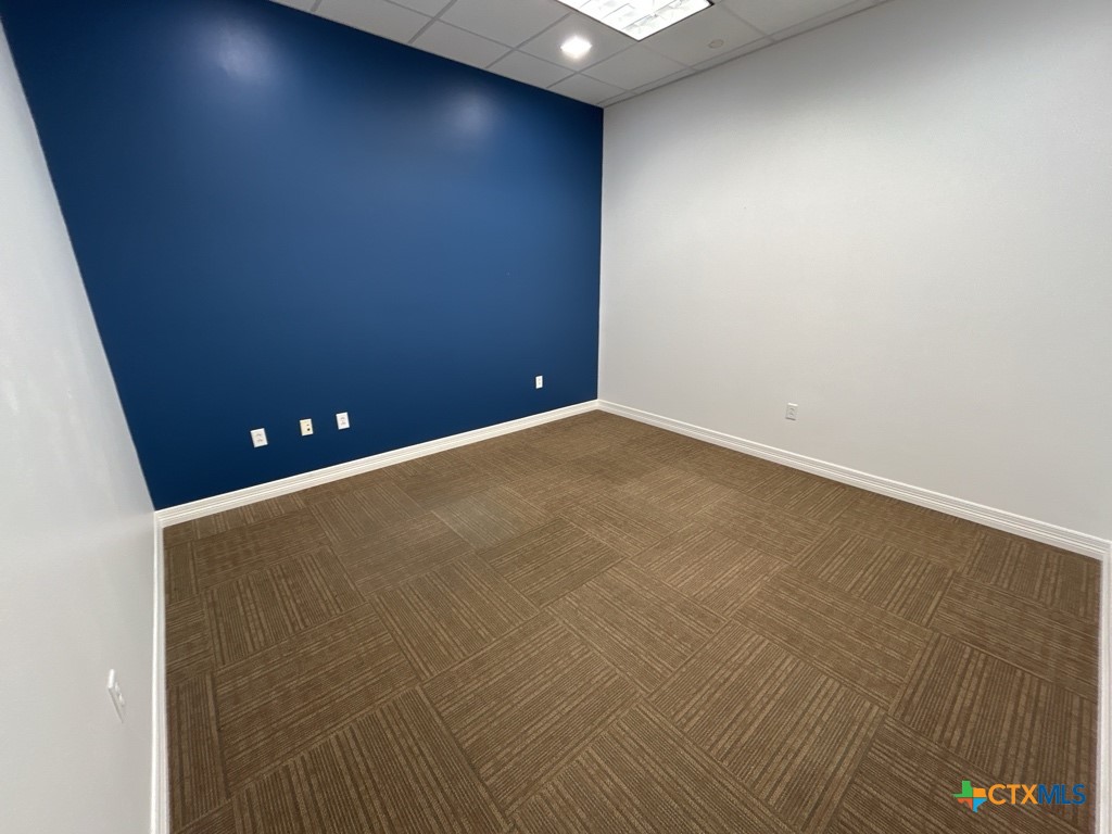 5320 E Central Texas Expressway 104 Property Photo 2