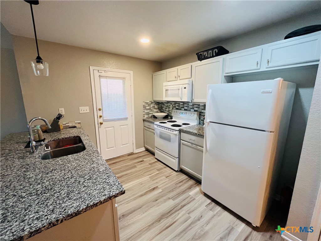4603 John David Drive A Property Photo 4