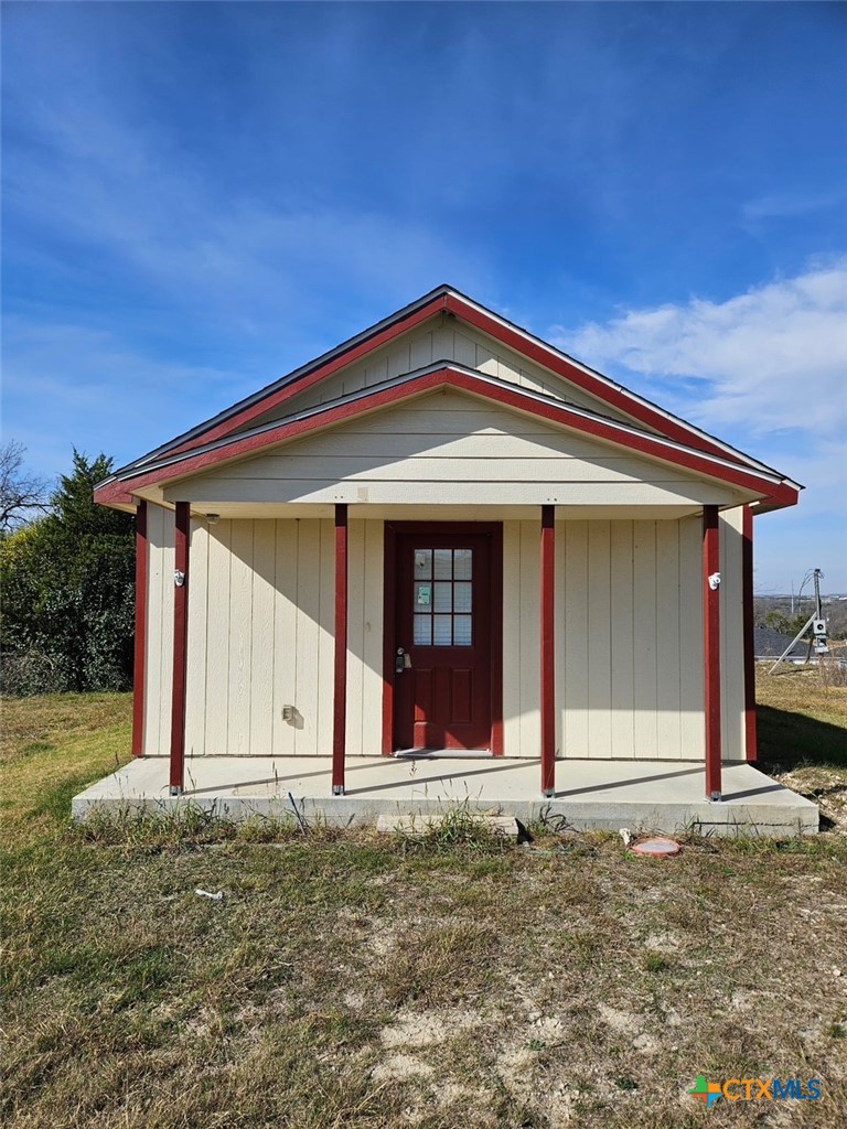 208 Northside Drive Property Photo 1