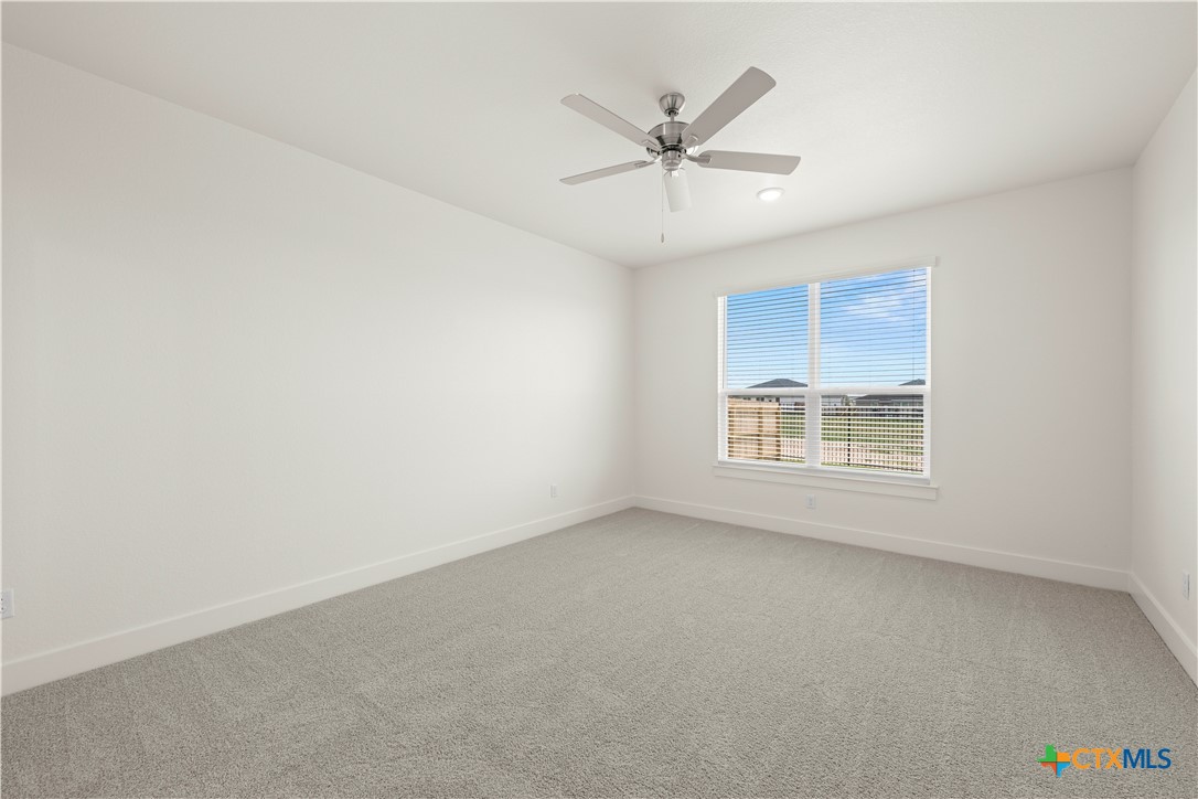 401 Mustang Loop Property Photo 22