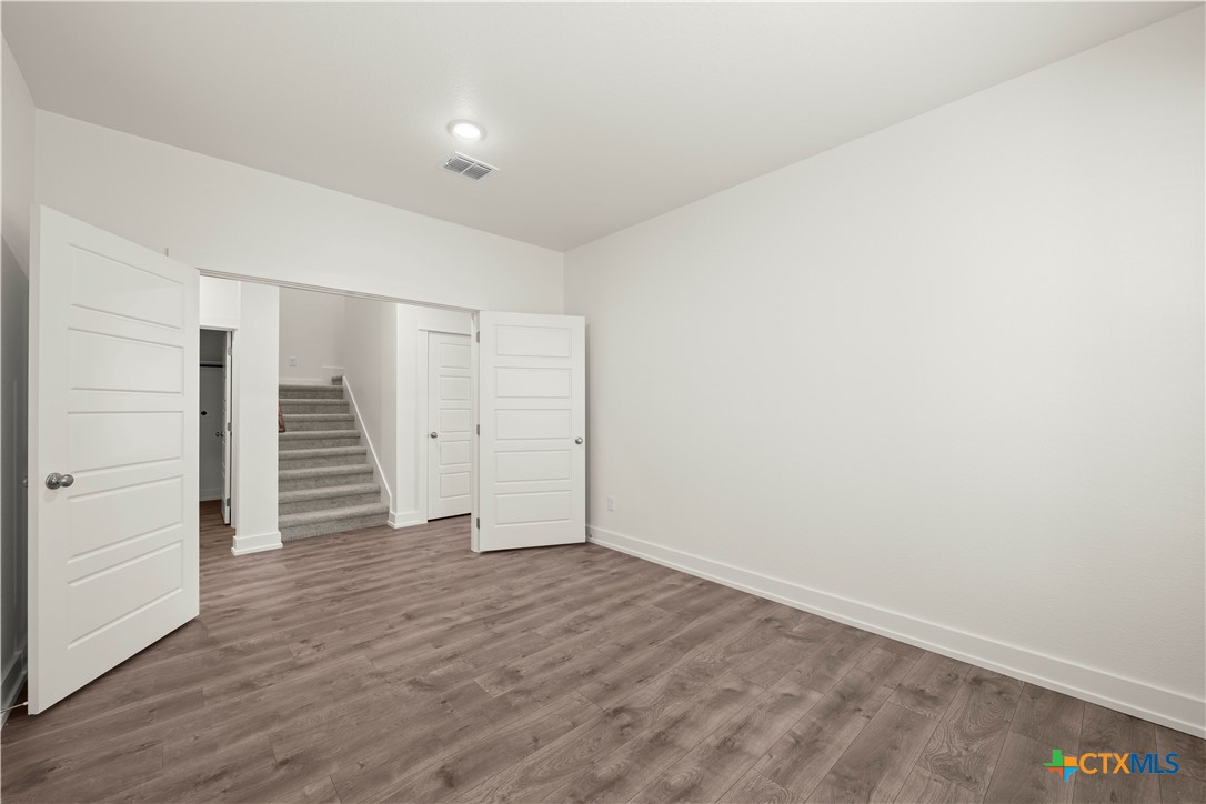 401 Mustang Loop Property Photo 27