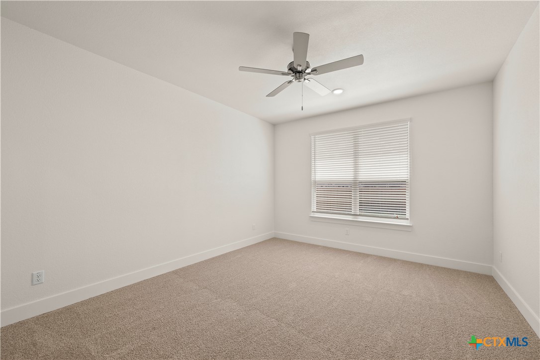 8725 Ponderosa Pine Road Property Photo 8