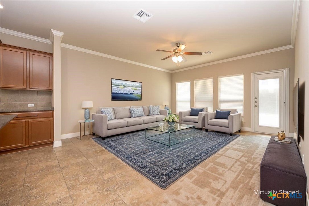 7523 Buffalo Grass Drive Property Photo 8