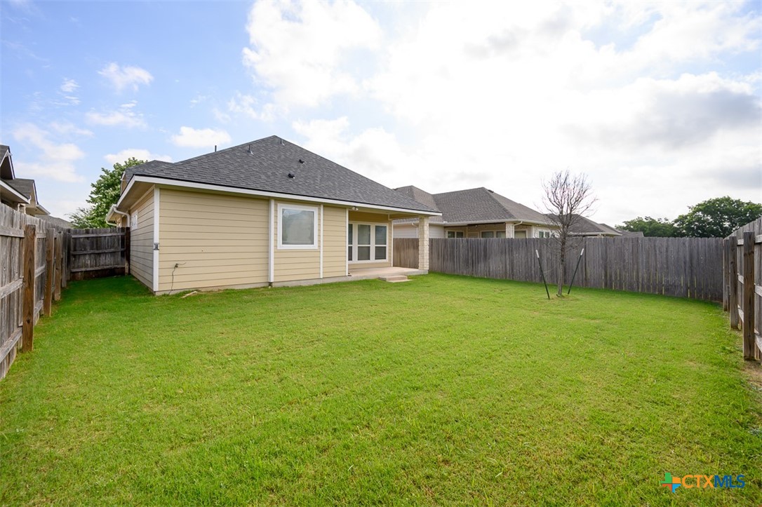 7523 Buffalo Grass Drive Property Photo 17