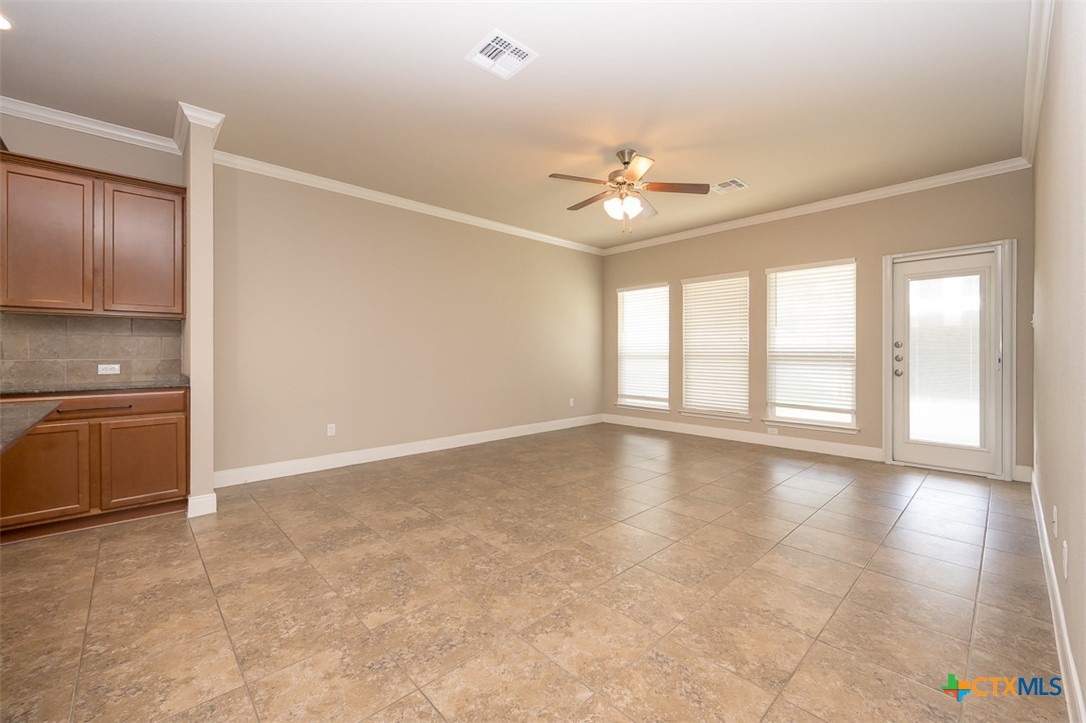 7523 Buffalo Grass Drive Property Photo 27