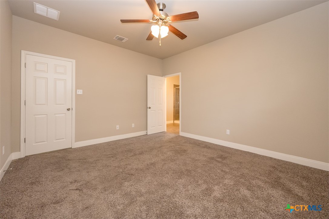 7523 Buffalo Grass Drive Property Photo 29