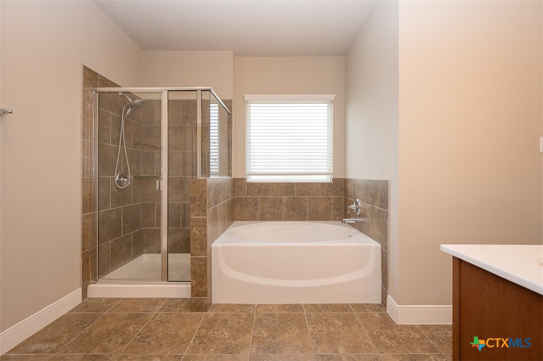 7523 Buffalo Grass Drive Property Photo 31