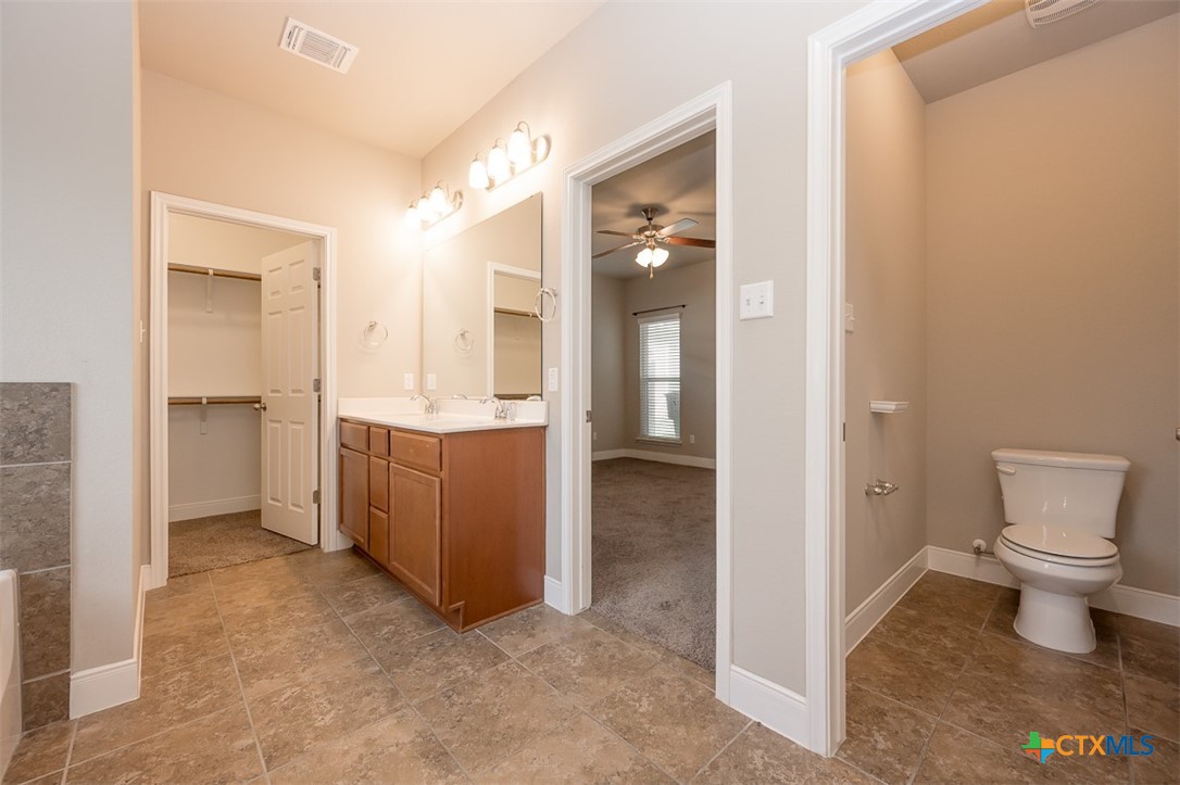 7523 Buffalo Grass Drive Property Photo 32