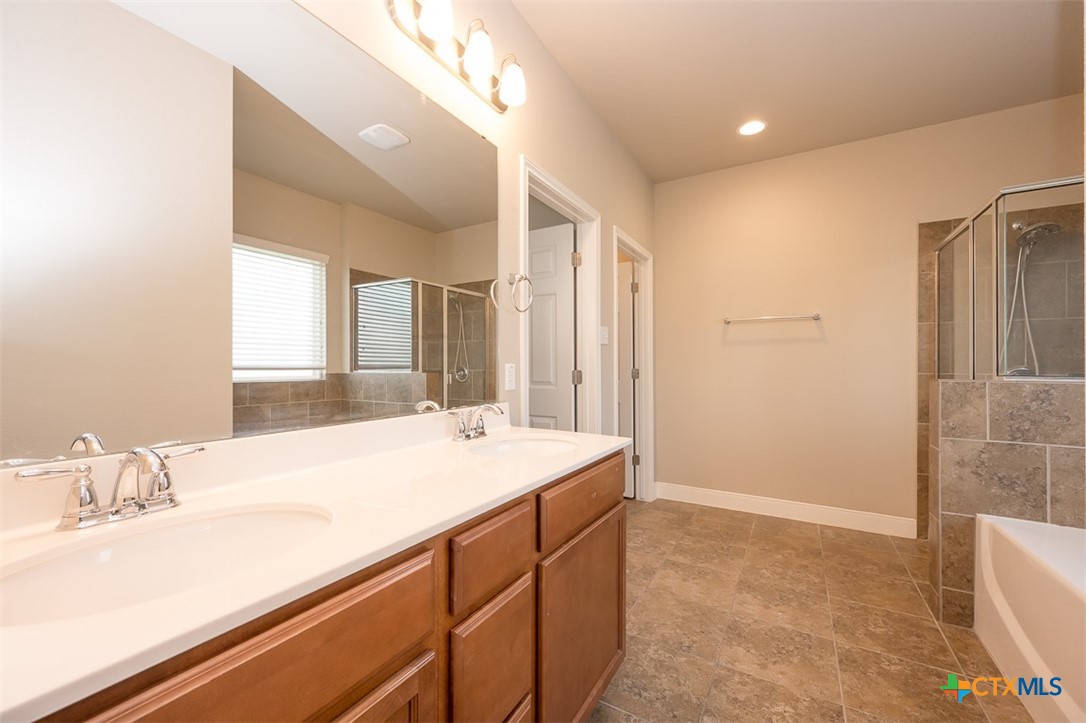 7523 Buffalo Grass Drive Property Photo 37