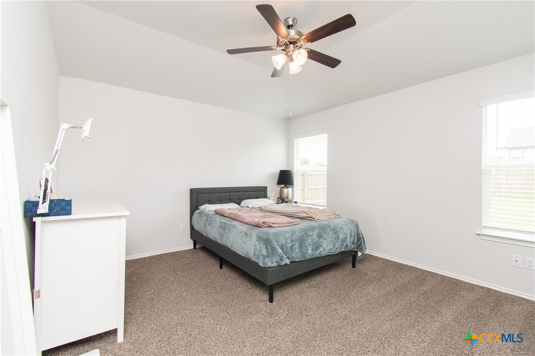 1916 Deodar Drive Property Photo 8