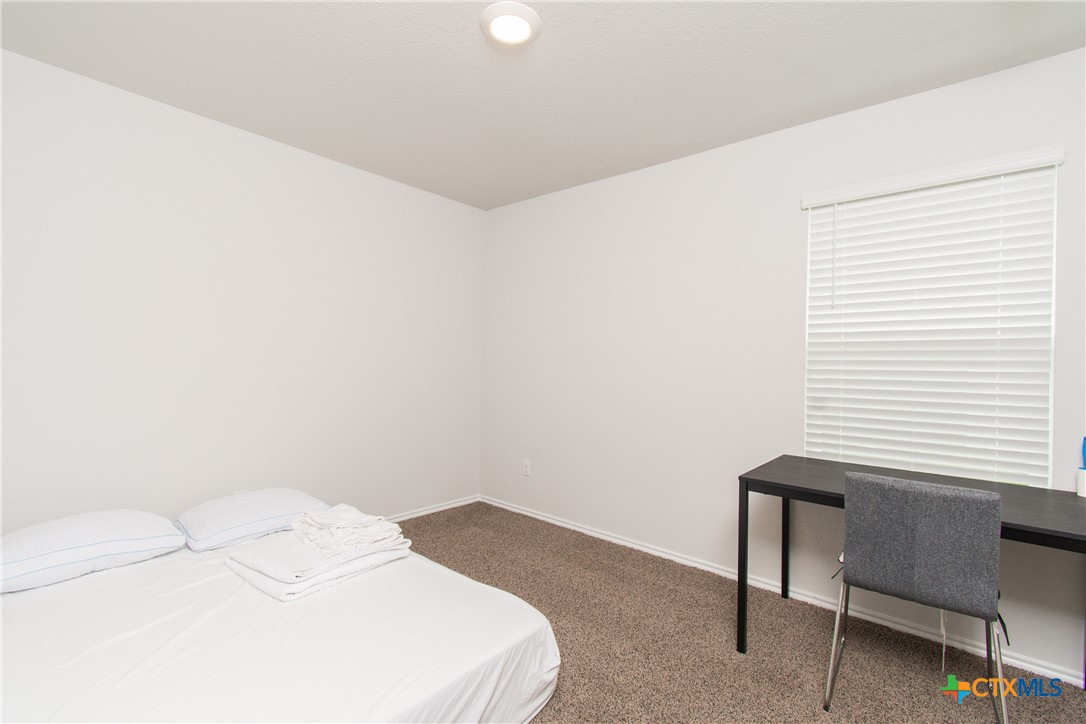 1916 Deodar Drive Property Photo 16