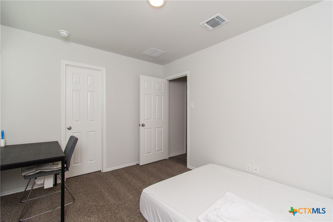 1916 Deodar Drive Property Photo 17
