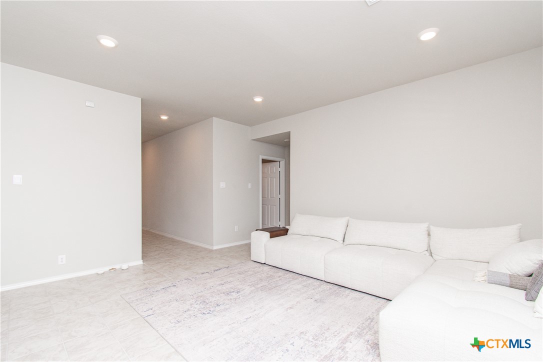 1309 Prairie Clover Road Property Photo 3