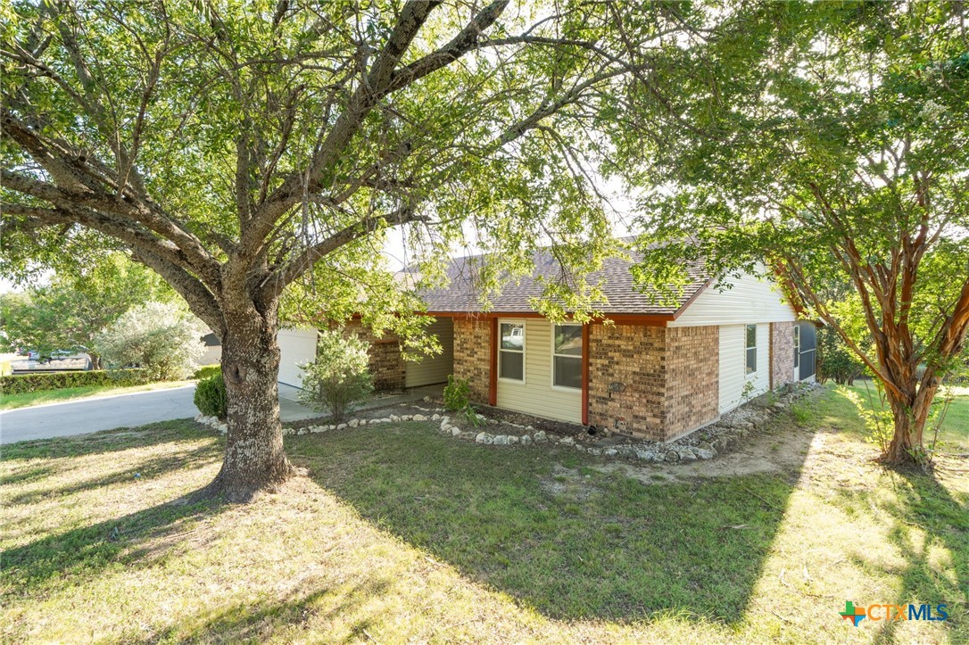 1007 Tyler Drive Property Photo 2