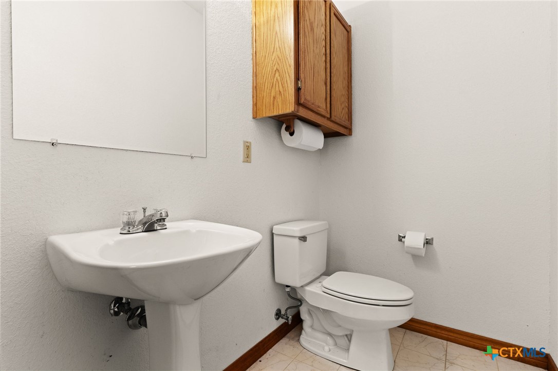 408 N Key Avenue Property Photo 18