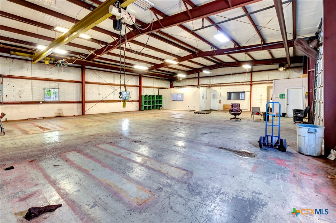 3305 Us Highway 59 Property Photo 18