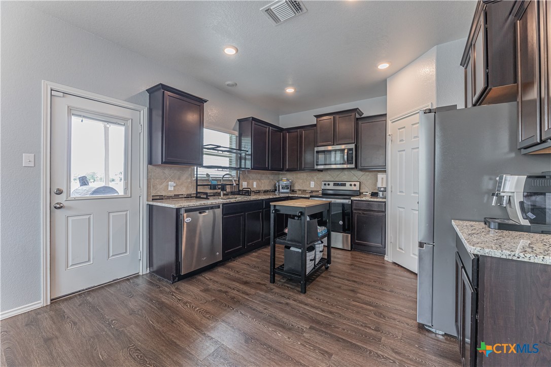 267 Bainbridge Road Property Photo 4