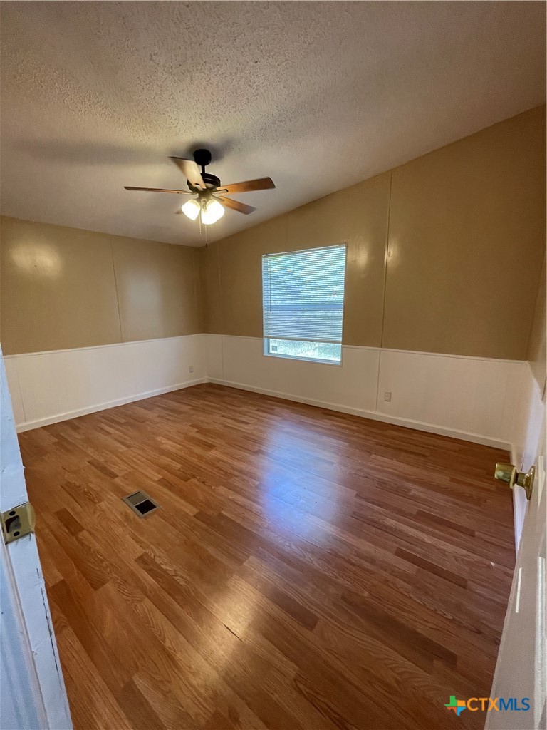 629 Buck Trail Property Photo 25
