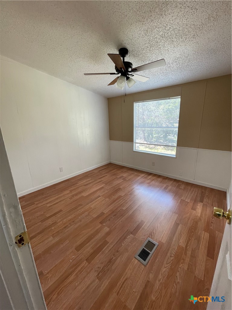 629 Buck Trail Property Photo 27