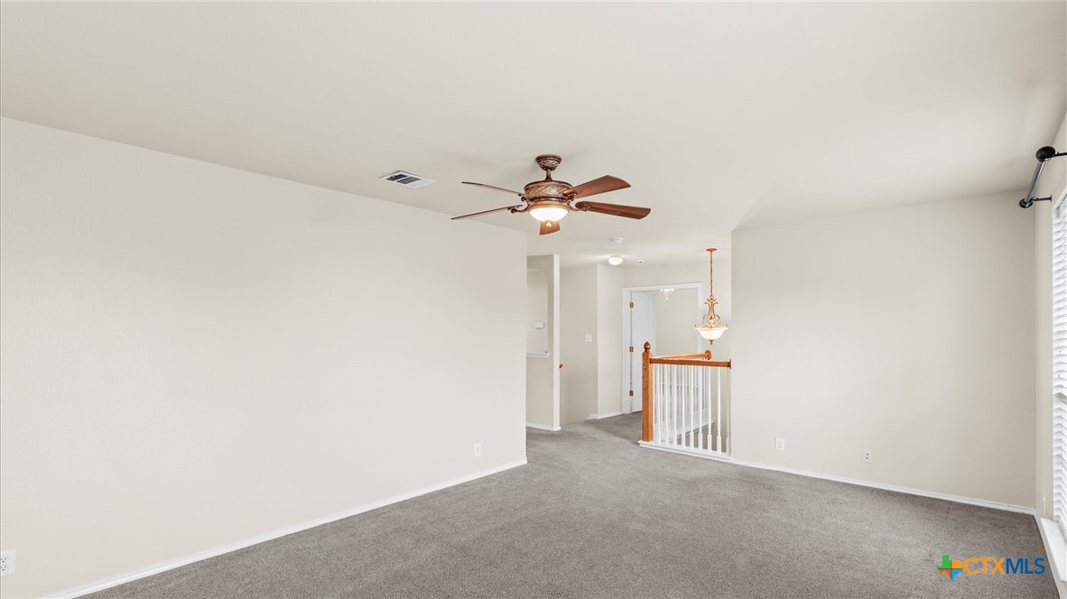 152 Falcon Xing Property Photo 14