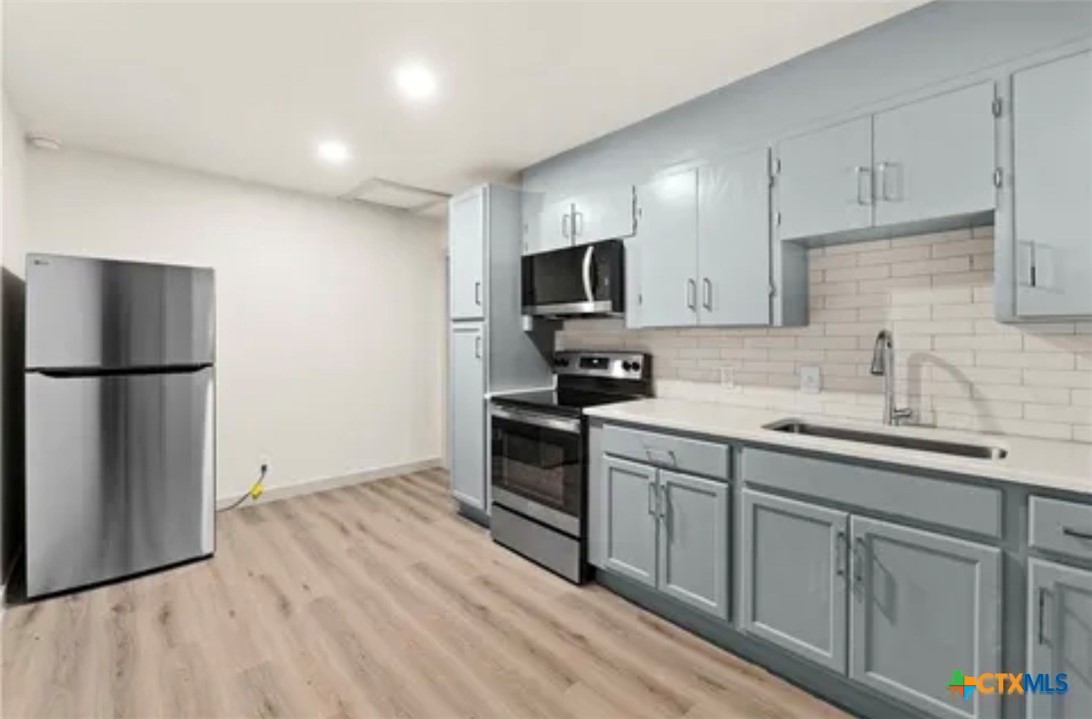 2109 W. Ave. B A Property Photo 19