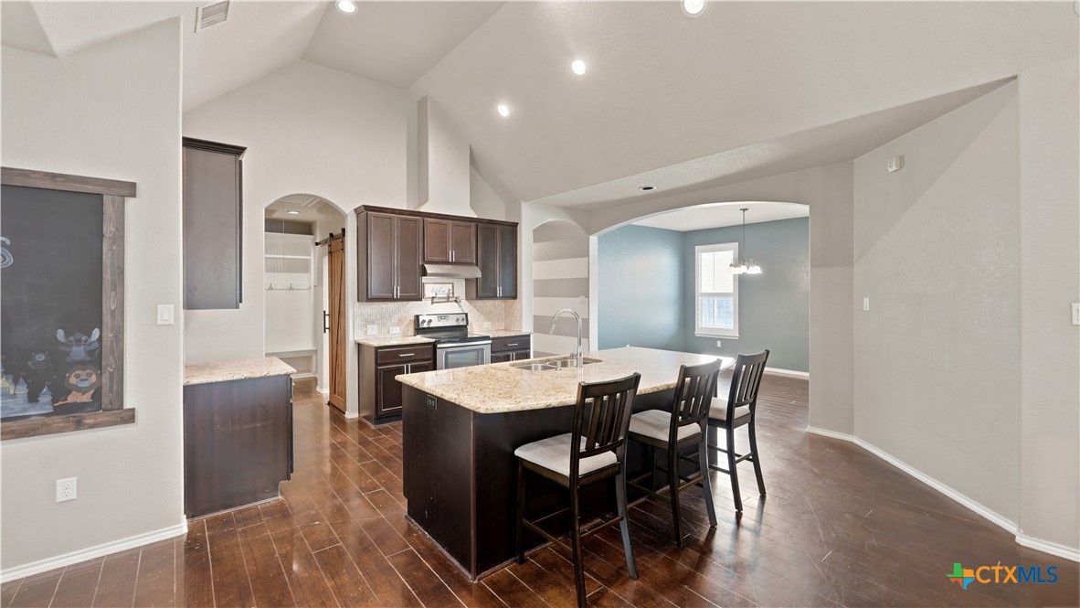 2083 Western Pecan Property Photo 1