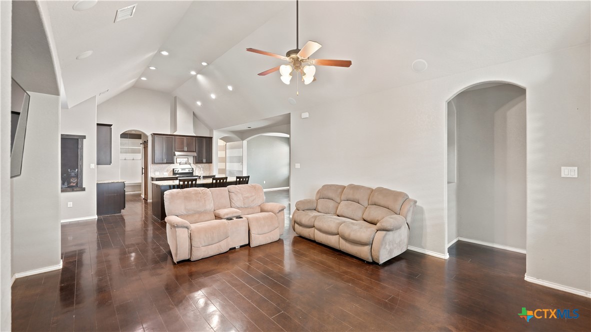 2083 Western Pecan Property Photo 13