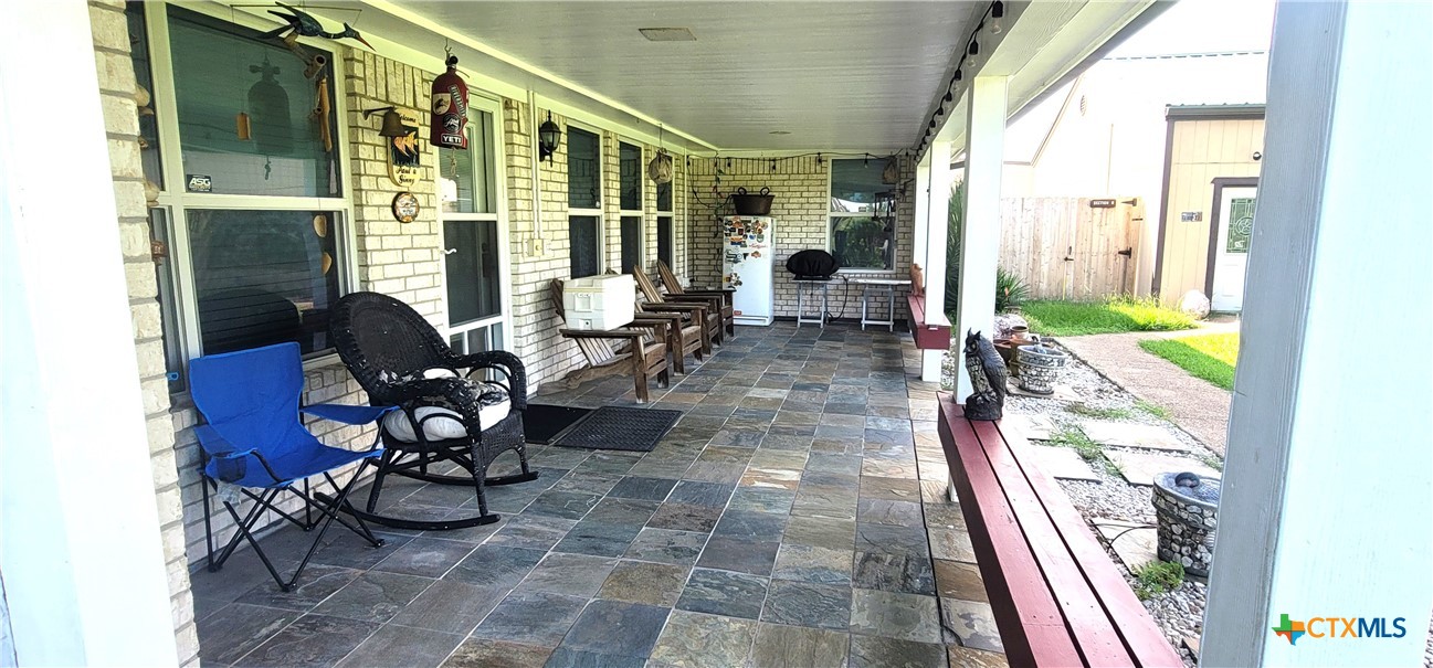 446 Gibb Boulevard Property Photo 6
