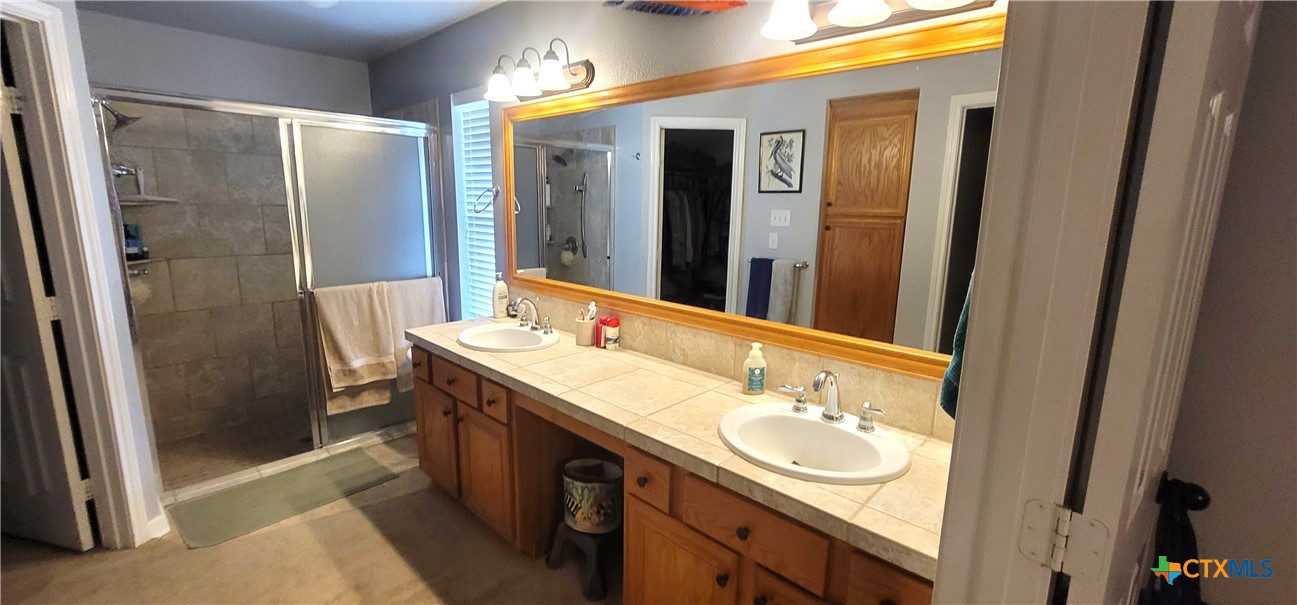 446 Gibb Boulevard Property Photo 33