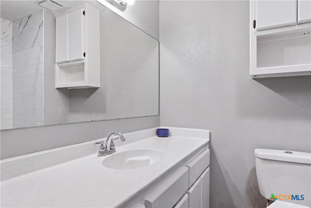 217 Versailles Street Property Photo 20
