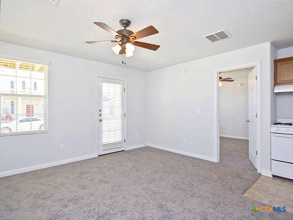 332 Trestle Tree C Property Photo 4