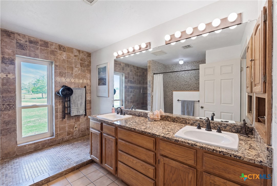 4874 Old Lehmann Road Property Photo 34