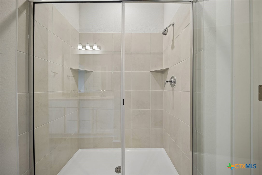 240 Firefox Way Property Photo 26