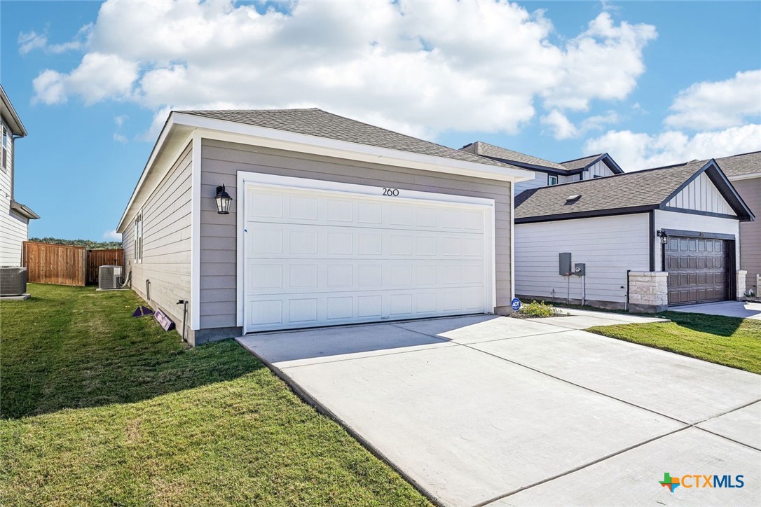 260 Firefox Way Property Photo 3