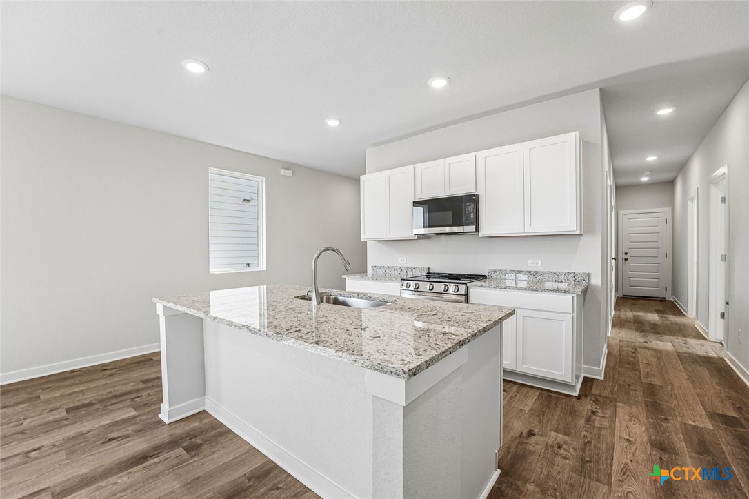 260 Firefox Way Property Photo 11