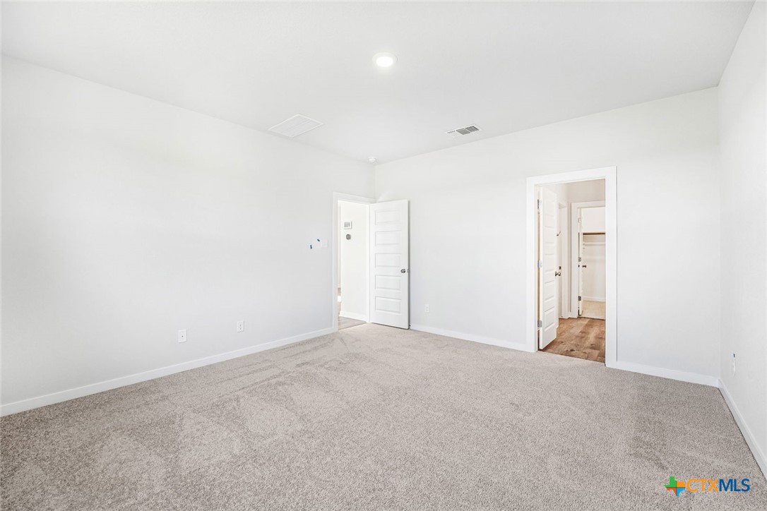 260 Firefox Way Property Photo 14