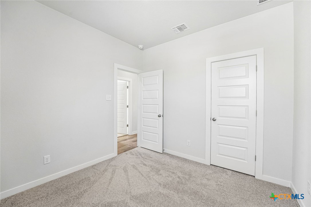 260 Firefox Way Property Photo 24
