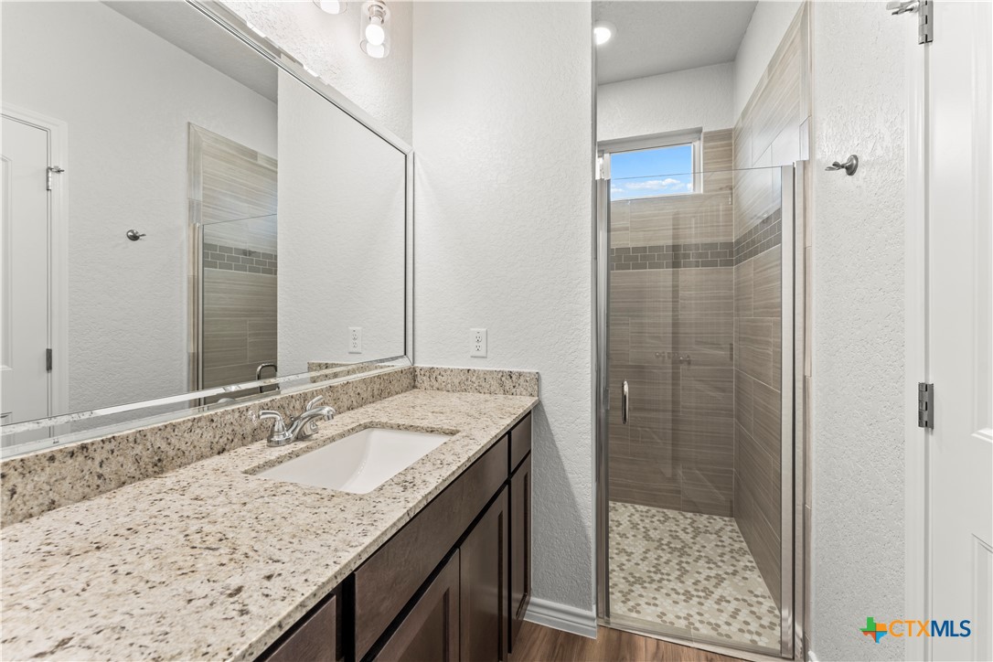 1110 Zora Drive B Property Photo 14