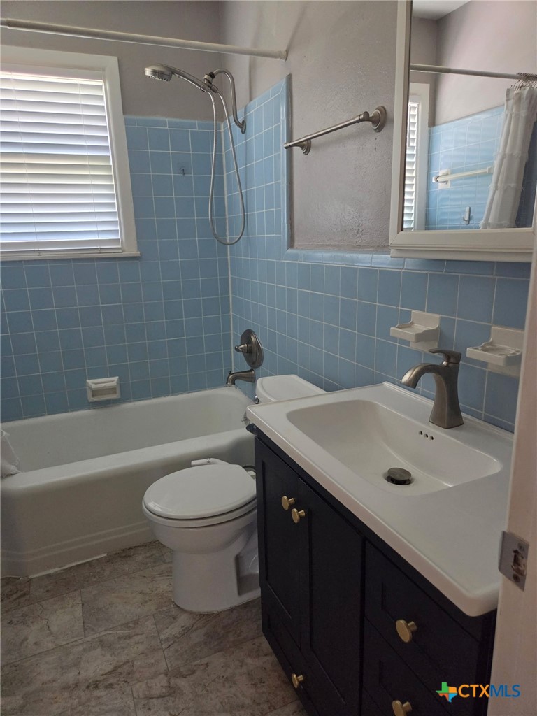 1818 S 39th Street Property Photo 12