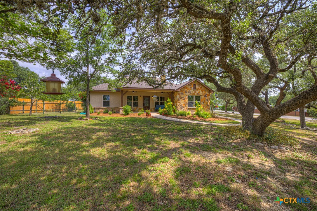 737 La Paloma Drive Property Photo 1