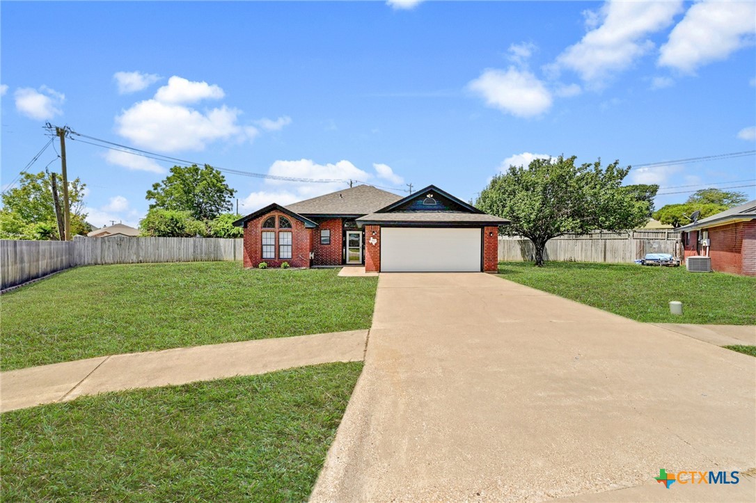 5107 Leaning Oak Drive Property Photo 1