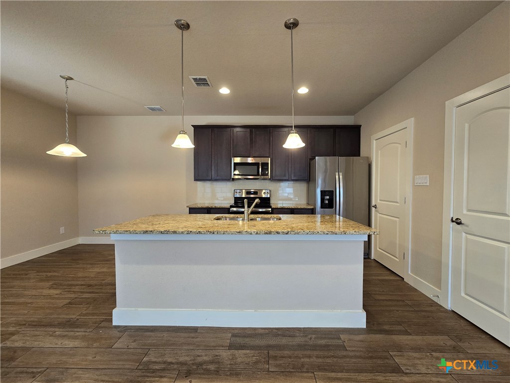 750 Milestone Park Property Photo 6
