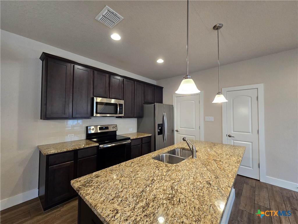 750 Milestone Park Property Photo 7