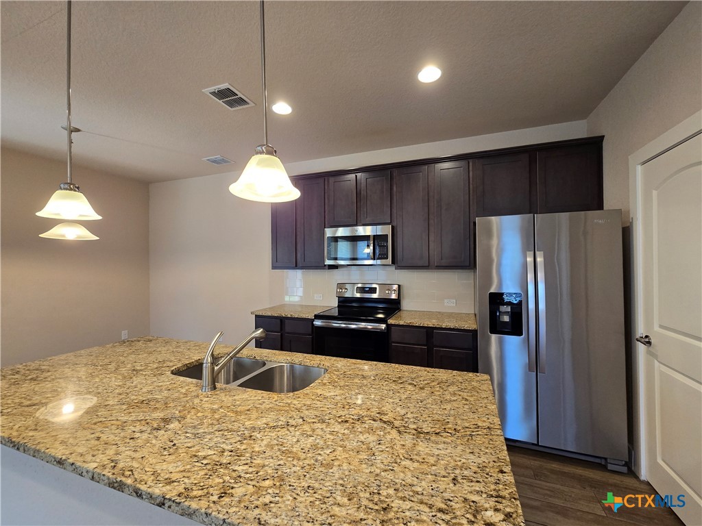750 Milestone Park Property Photo 9