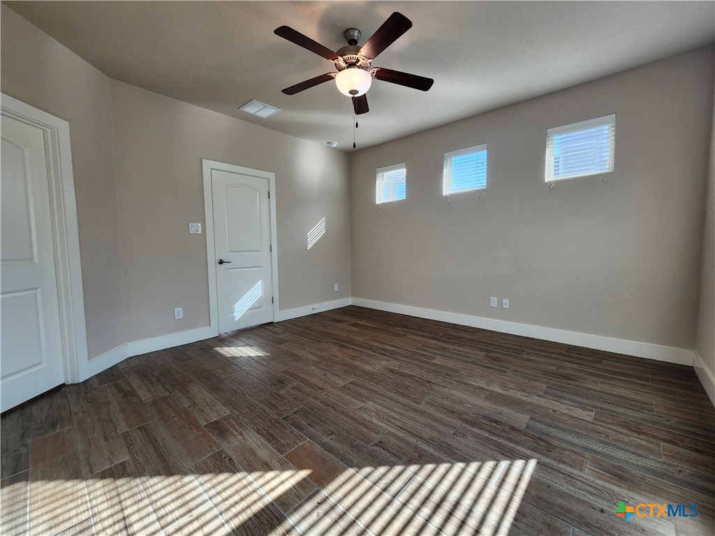 750 Milestone Park Property Photo 12