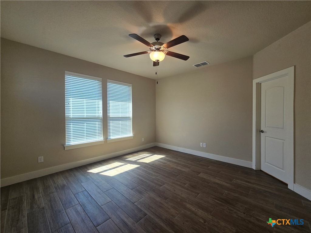 750 Milestone Park Property Photo 14