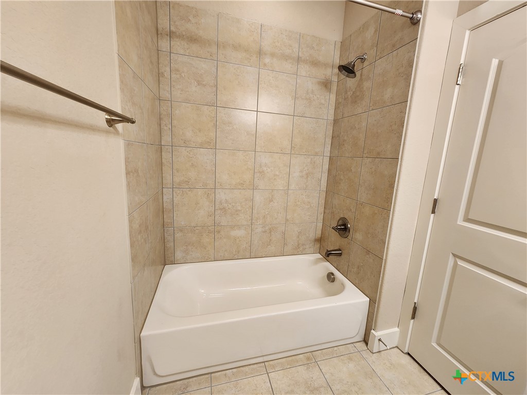 750 Milestone Park Property Photo 23