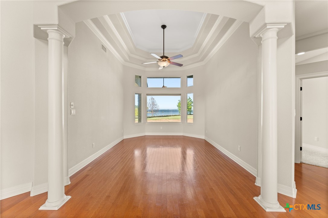 100 Palm Cove Property Photo 16