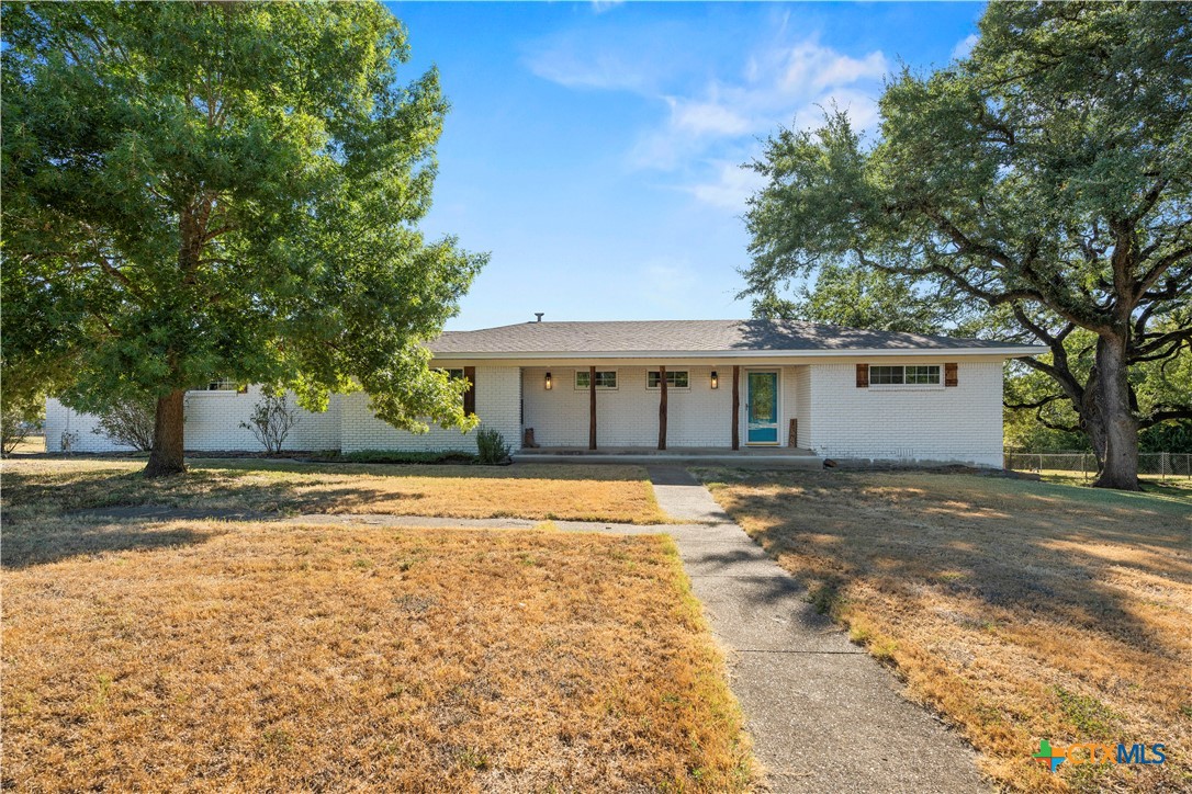 1305 S Old Temple Road Property Photo 1